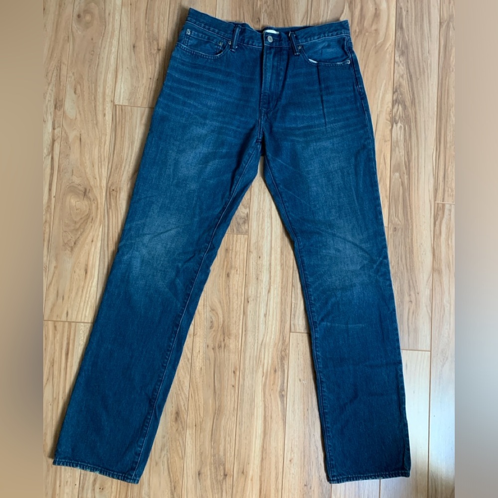 Gently used Gap 1969 Jeans straight. Labeled as 34x36, but more like 37/38L